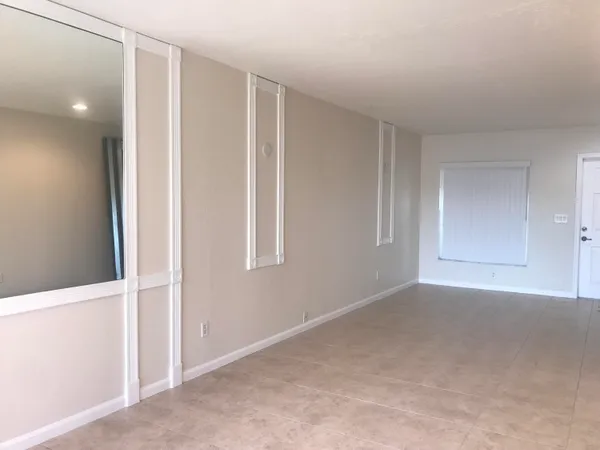 $2,900 | 3472 Commodore Court, West Palm Beach, FL 33411