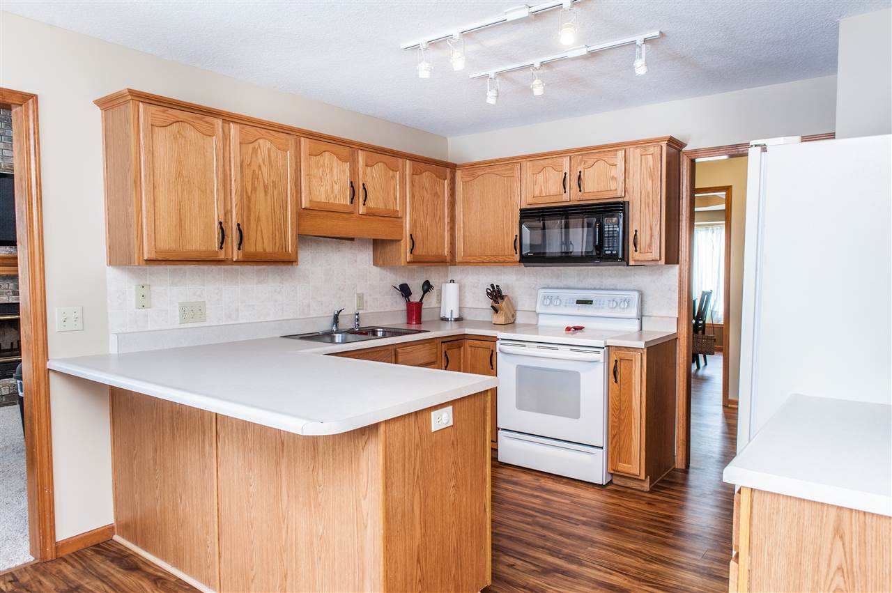 2433 Sweet Cider Road Fort Wayne, IN 46818 - Photo 9 of 31 Gallery Image 9