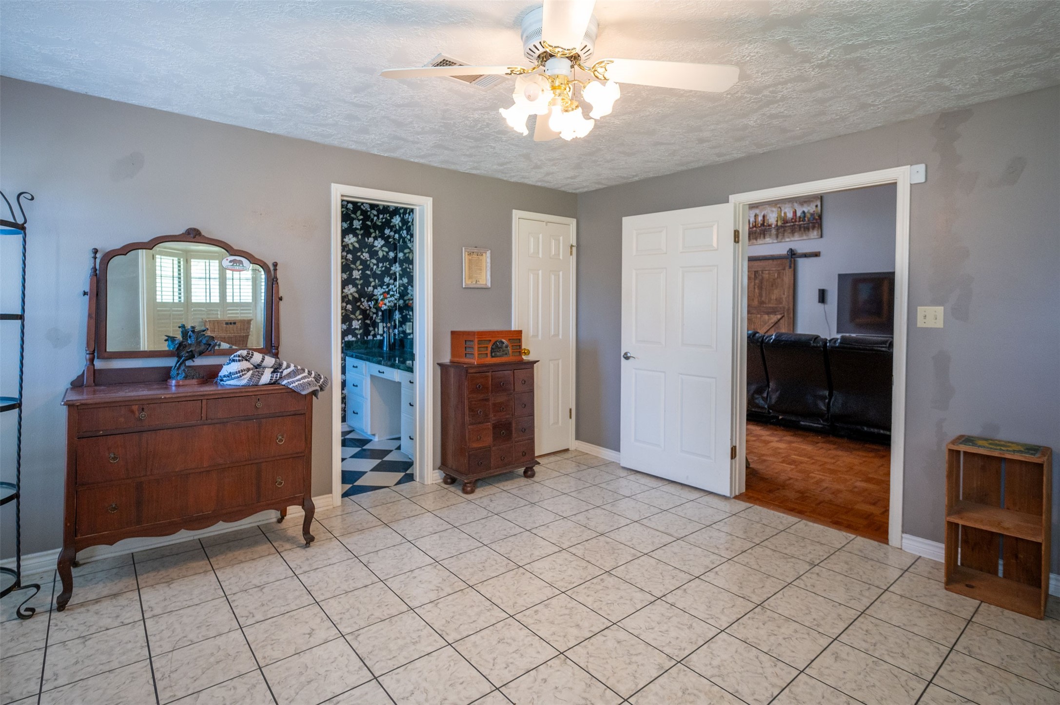 228 Camden Road Chester, TX 75936 - Photo 40 of 50 a view of a livingroom with furniture and window