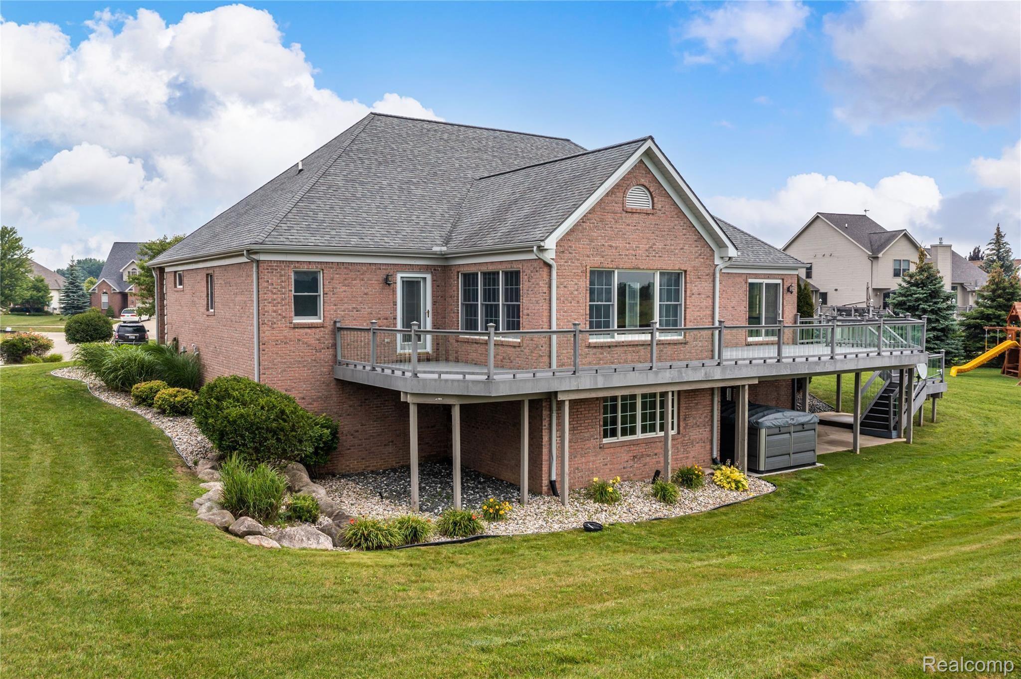 9066 Copper Ridge Circle Davison, MI 48423 - Photo 44 of 51 Exteriors 11.jpg