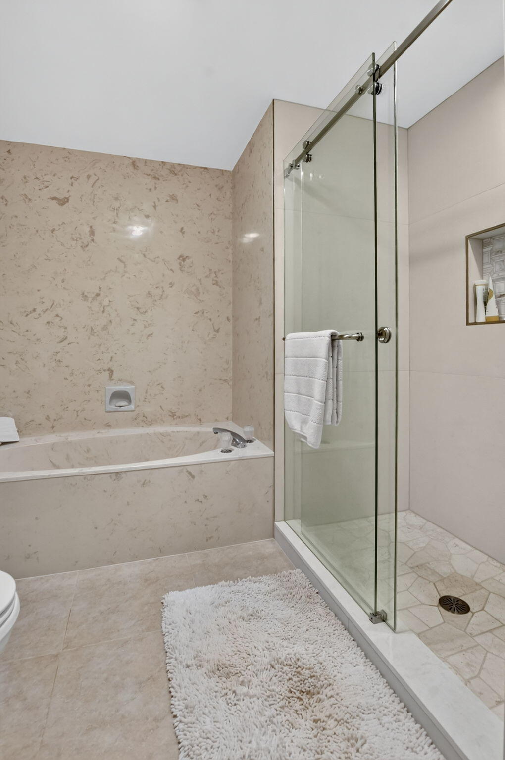 7913 La Mirada Drive Boca Raton, FL 33433 - Photo 39 of 67 Master shower