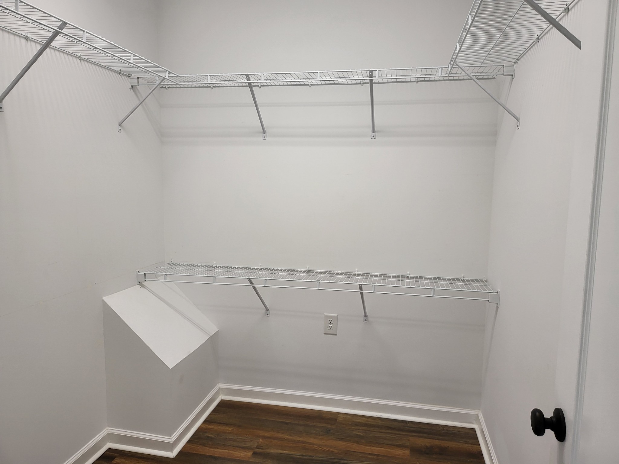 2013 Rieves Bend Road Columbia, TN 38401 - Photo 15 of 34 Gallery Image 15