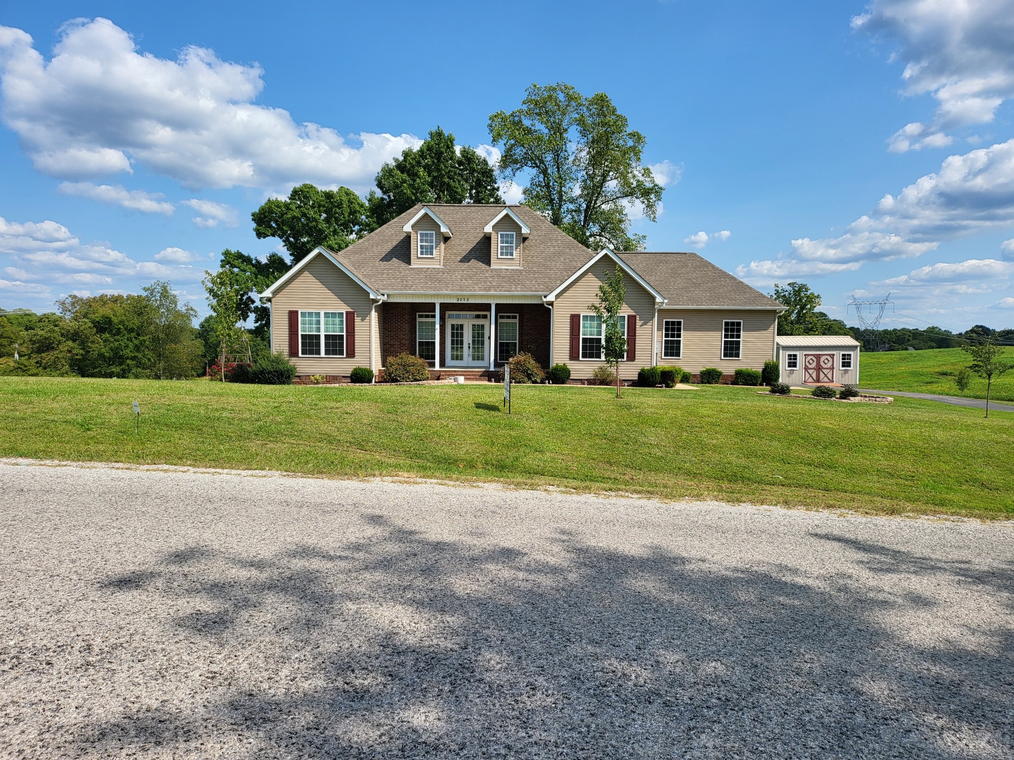 2013 Rieves Bend Road Columbia, TN 38401 - Photo 3 of 34 Gallery Image 3