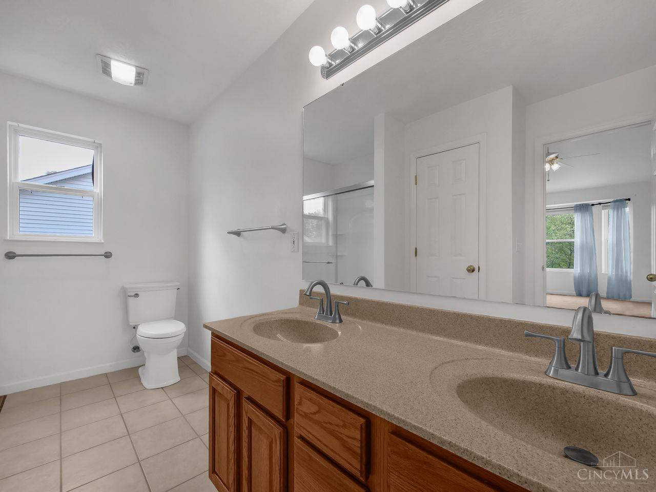 747 Hickory Road Lawrenceburg, IN 47025 - Photo 11 of 35