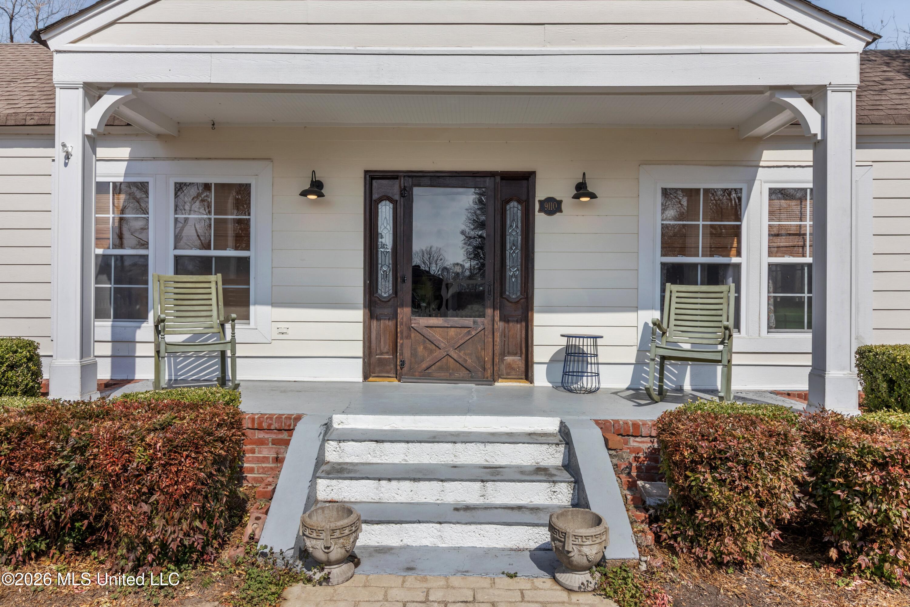 9110 2nd Street Walls, MS 38680 - Photo 3 of 47 Entrance