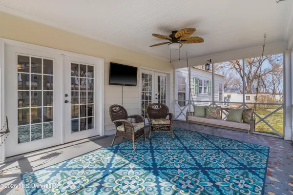 $359,000 | 9110 2nd Street, Walls, MS 38680