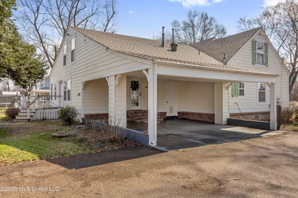 $359,000 | 9110 2nd Street, Walls, MS 38680
