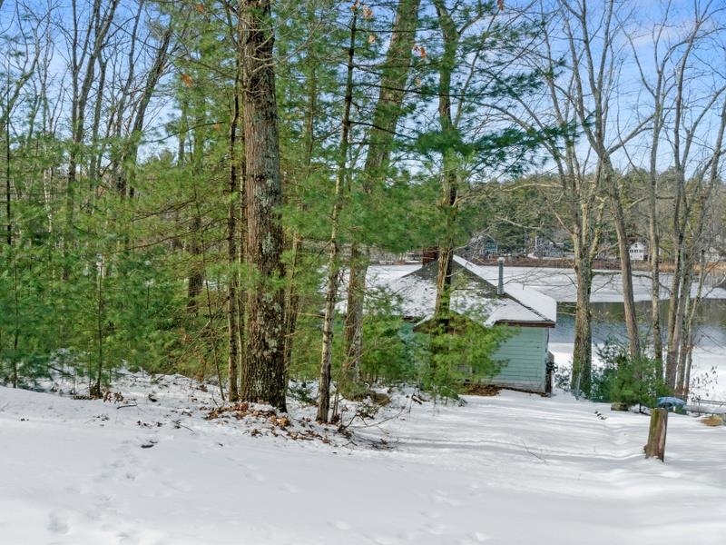 5 Abbott Road Windham, NH 03087 - Photo 4 of 23