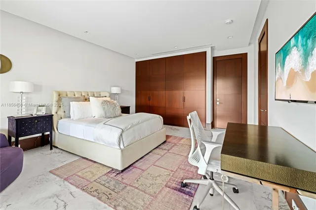 $300,000 | 401 Arvida Parkway, Coral Gables, FL 33156