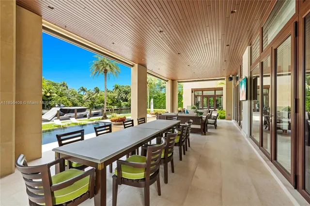 $300,000 | 401 Arvida Parkway, Coral Gables, FL 33156