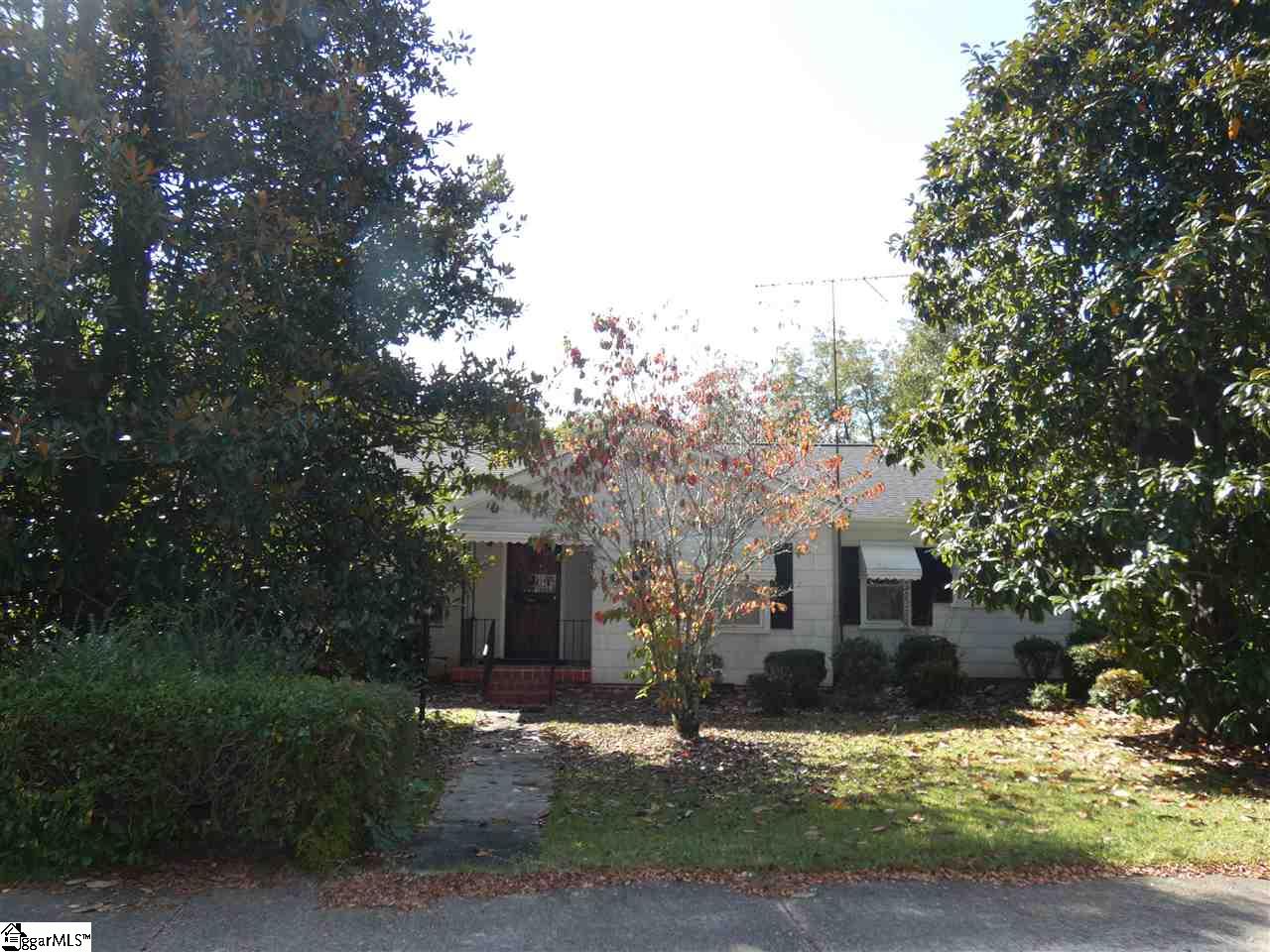 200 Davidson Street Clinton, SC 29325 - Photo 2 of 23 Gallery Image 2