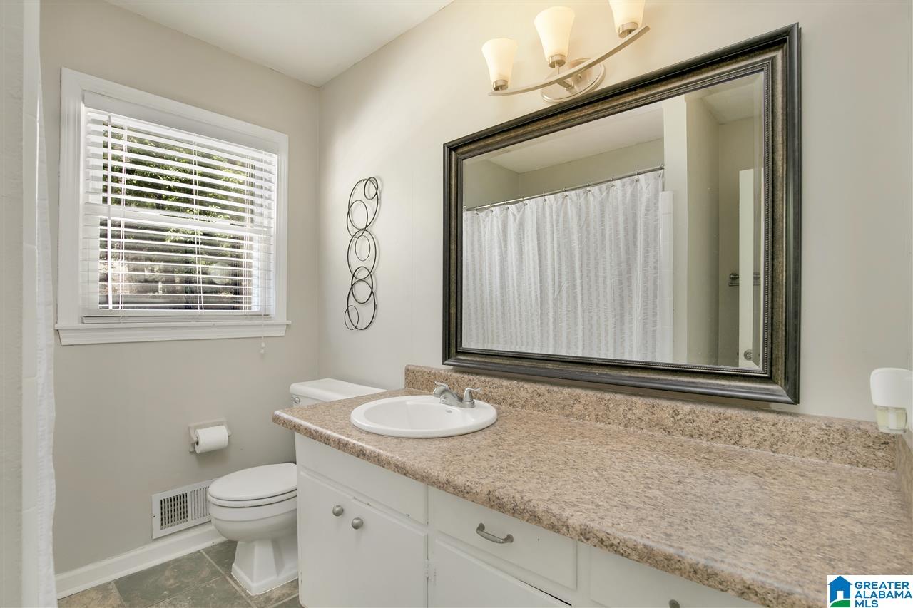 3536 Valley Circle Birmingham, AL 35243 - Photo 8 of 17