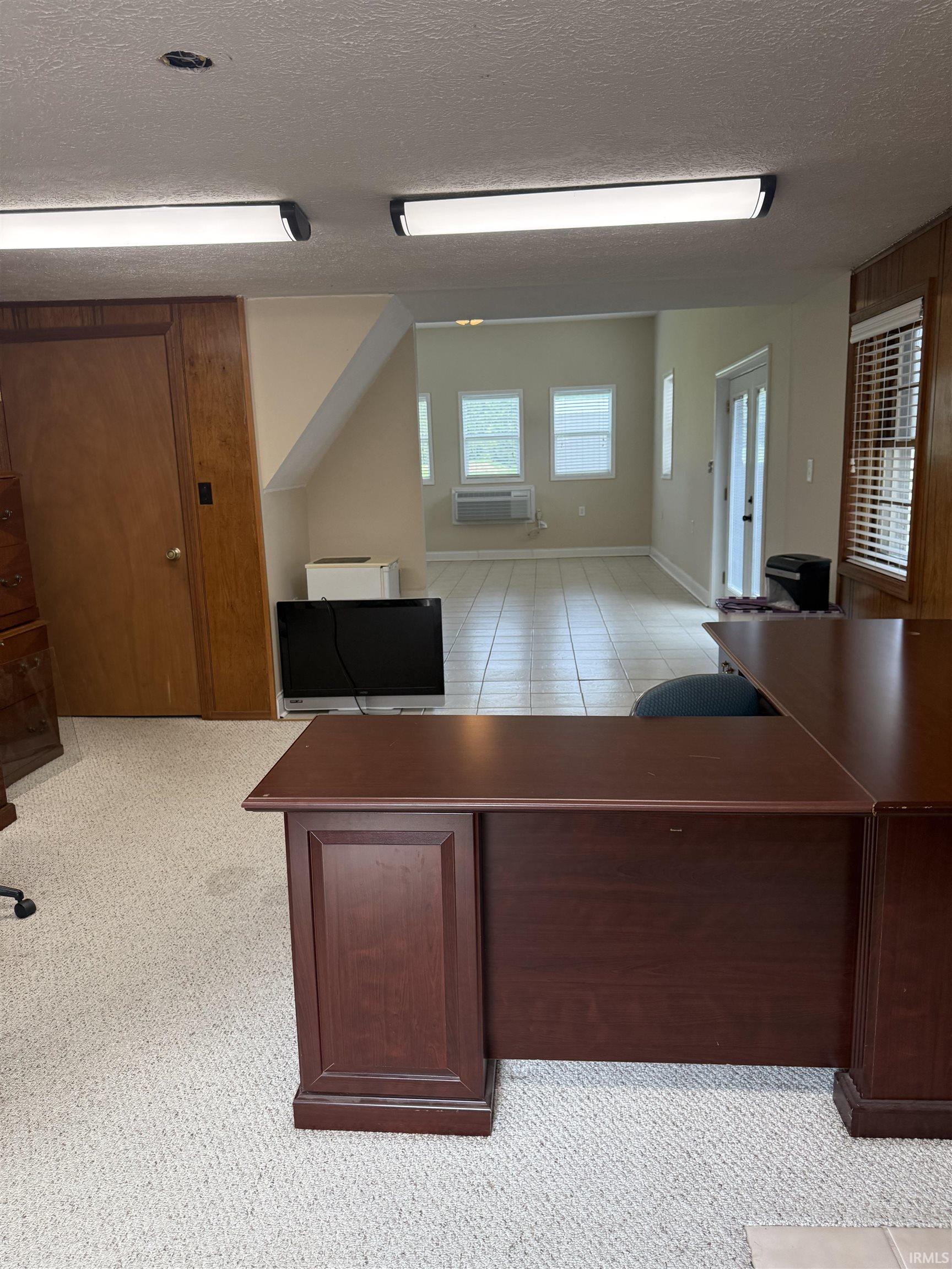 5569 South Fairfax Road Bloomington, IN 47401 - Photo 15 of 23