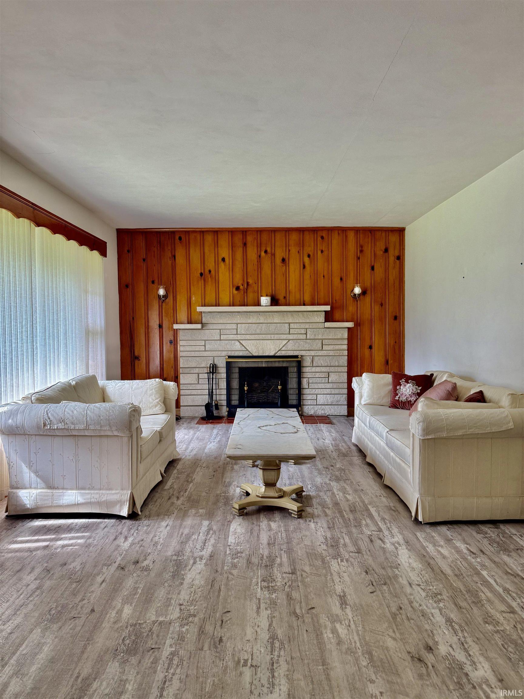 5569 South Fairfax Road Bloomington, IN 47401 - Photo 9 of 23