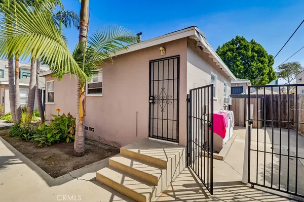 $1,450,000 | 2661 Lime Avenue, Signal Hill, CA 90755