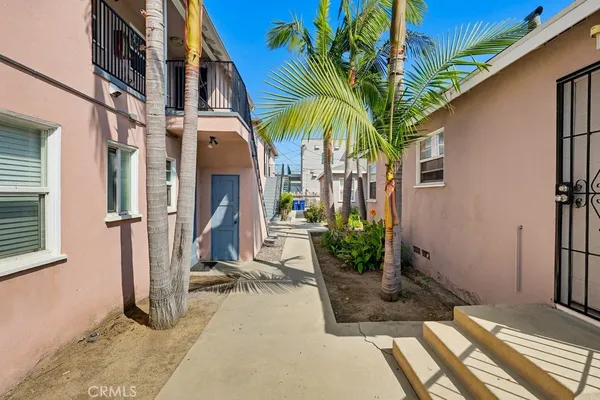 $1,450,000 | 2661 Lime Avenue, Signal Hill, CA 90755