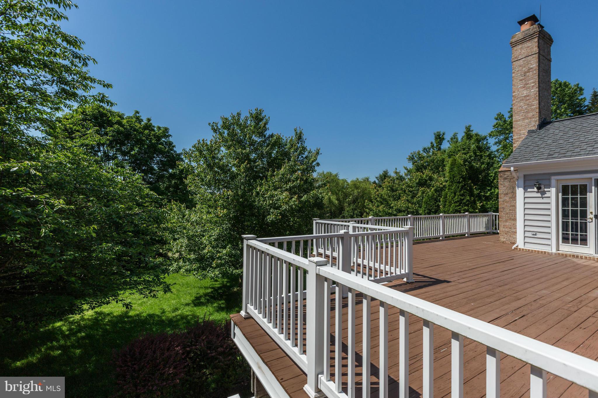 12640 High Meadow Road North Potomac, MD 20878 - Photo 27 of 30 Expansive Deck