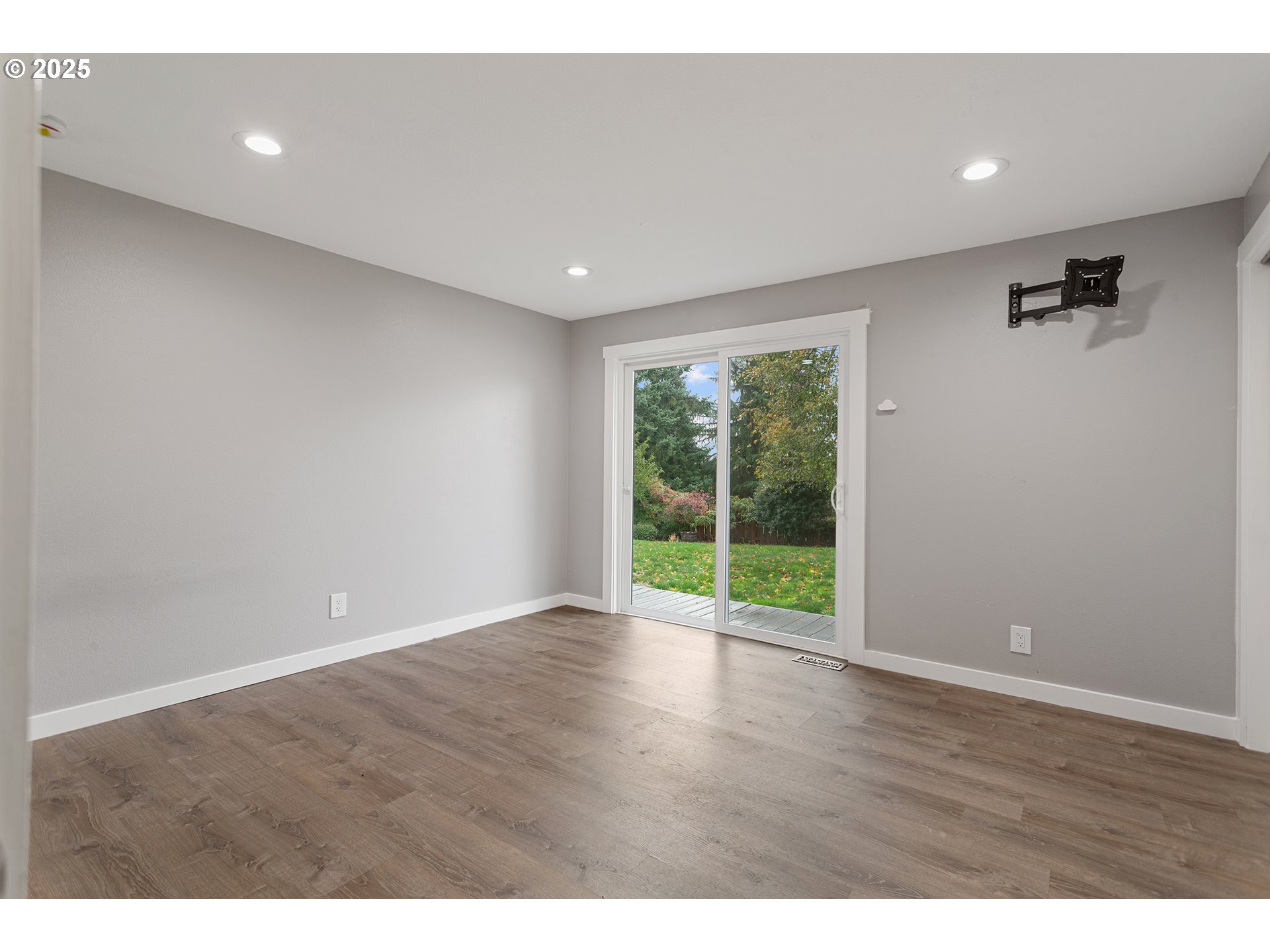 16170 South Stoltz Road Oregon City, OR 97045 - Photo 28 of 42 Gallery Image 28