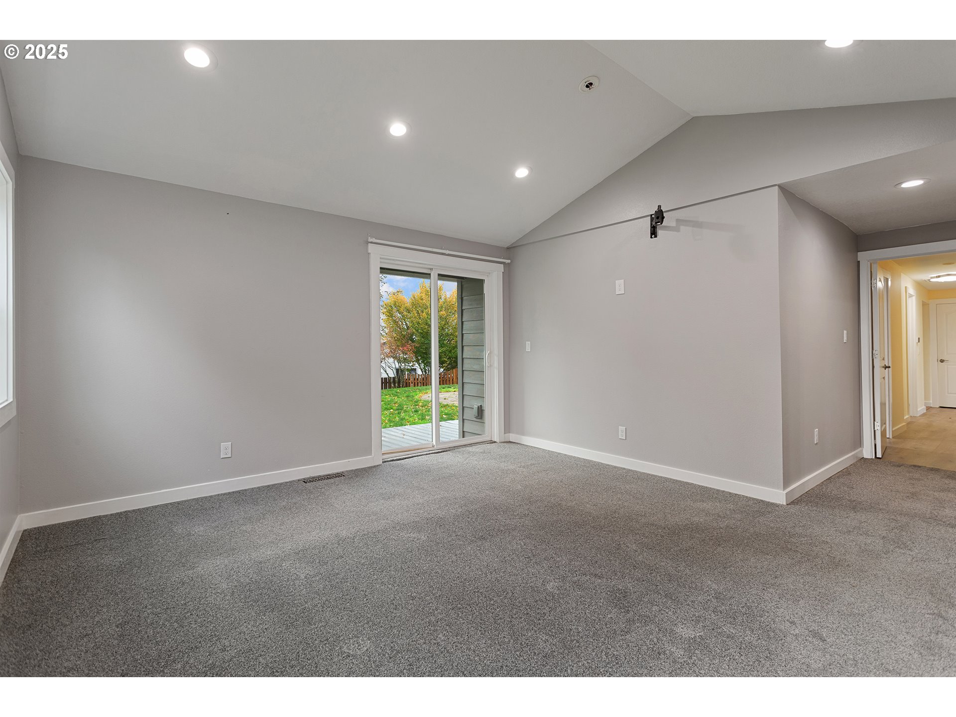 16170 South Stoltz Road Oregon City, OR 97045 - Photo 33 of 42 Gallery Image 33