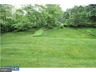 7807 Cobden Road Glenside, PA 19038 - Photo 3 of 12 View