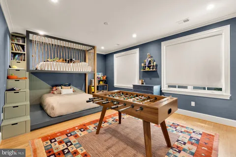 $4,100,000 | 5537 Hawthorne Place Northwest, Washington, DC 20016
