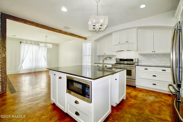 $589,000 | 9324 Forest Abbeville La, Abbeville, LA 70510