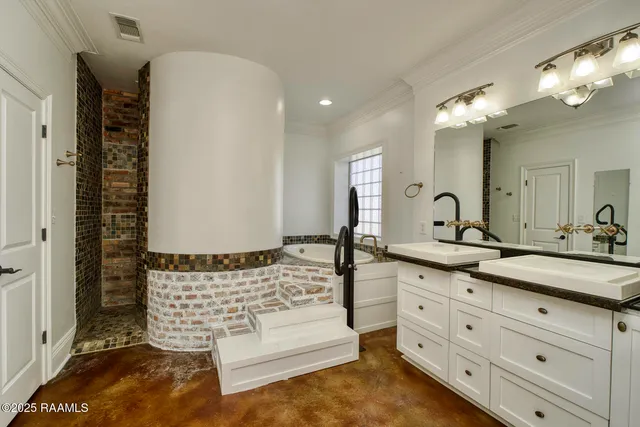 $589,000 | 9324 Forest Abbeville La, Abbeville, LA 70510