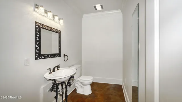 $589,000 | 9324 Forest Abbeville La, Abbeville, LA 70510