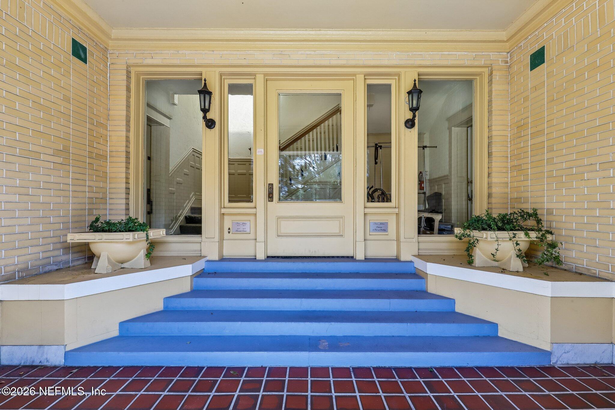 1613 Riverside Avenue, Unit 1 Jacksonville, FL 32204 - Photo 6 of 31 Front entry