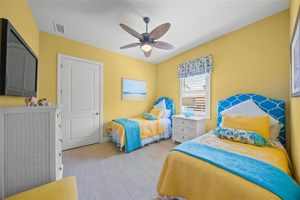 471 Bayshore Road Nokomis, FL 34275 - Photo 26 of 95