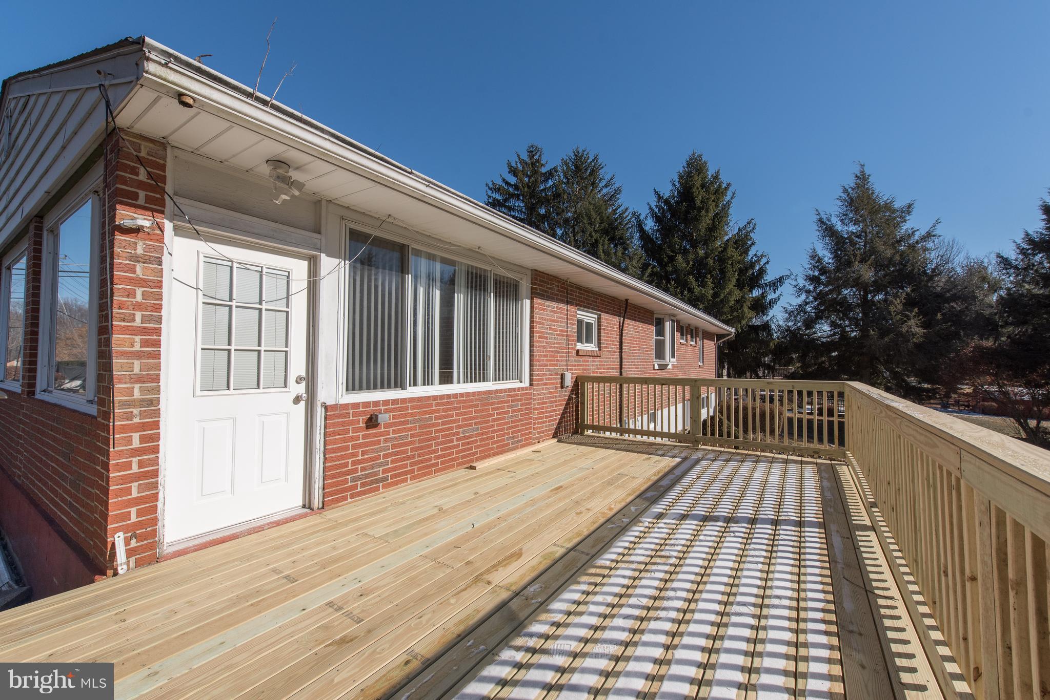 10601 Johns Hopkins Road Laurel, MD 20723 - Photo 25 of 28 New Deck