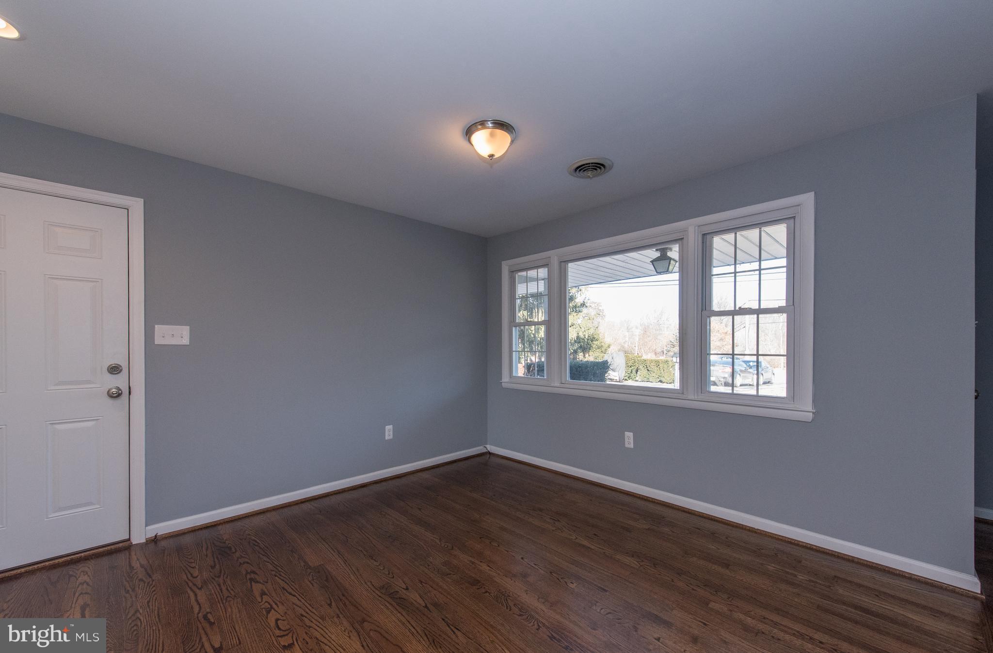 10601 Johns Hopkins Road Laurel, MD 20723 - Photo 6 of 28 Dining Room