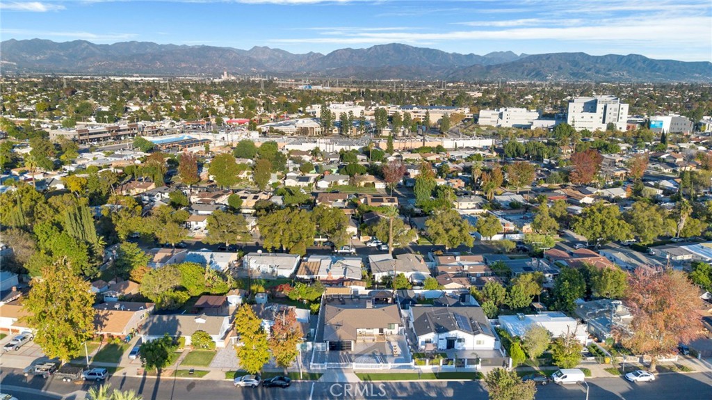 8150 Ranchito Avenue Panorama City, CA 91402 - Photo 4 of 34