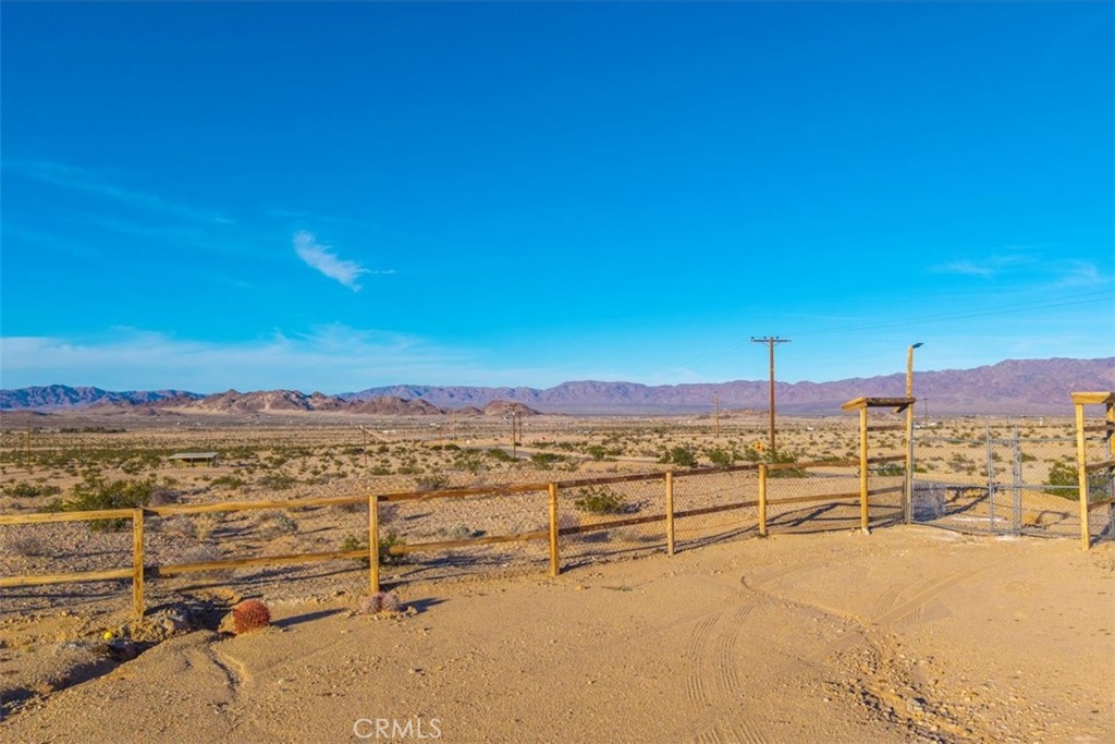 5048 Godwin Road Twentynine Palms, CA 92277 - Photo 28 of 55