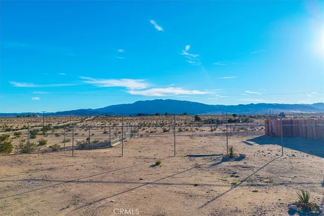 $160,000 | 5048 Godwin Road, Twentynine Palms, CA 92277