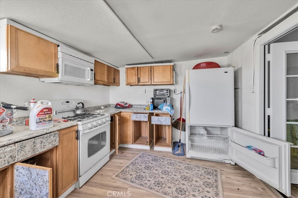 5048 Godwin Road Twentynine Palms, CA 92277 - Photo 10 of 55