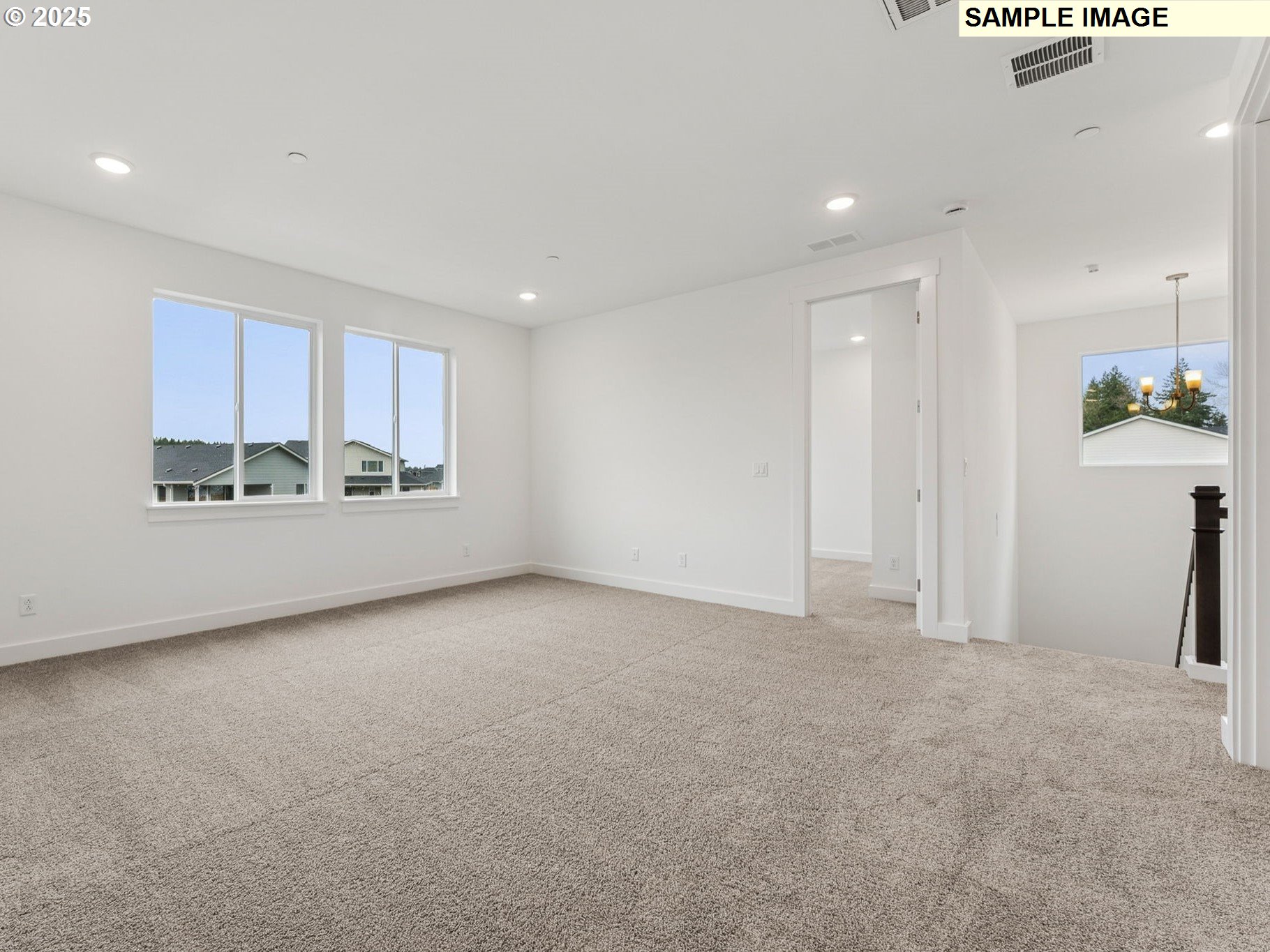 2181 Northeast Ridge Run Lane Estacada, OR 97023 - Photo 11 of 44 Family Room