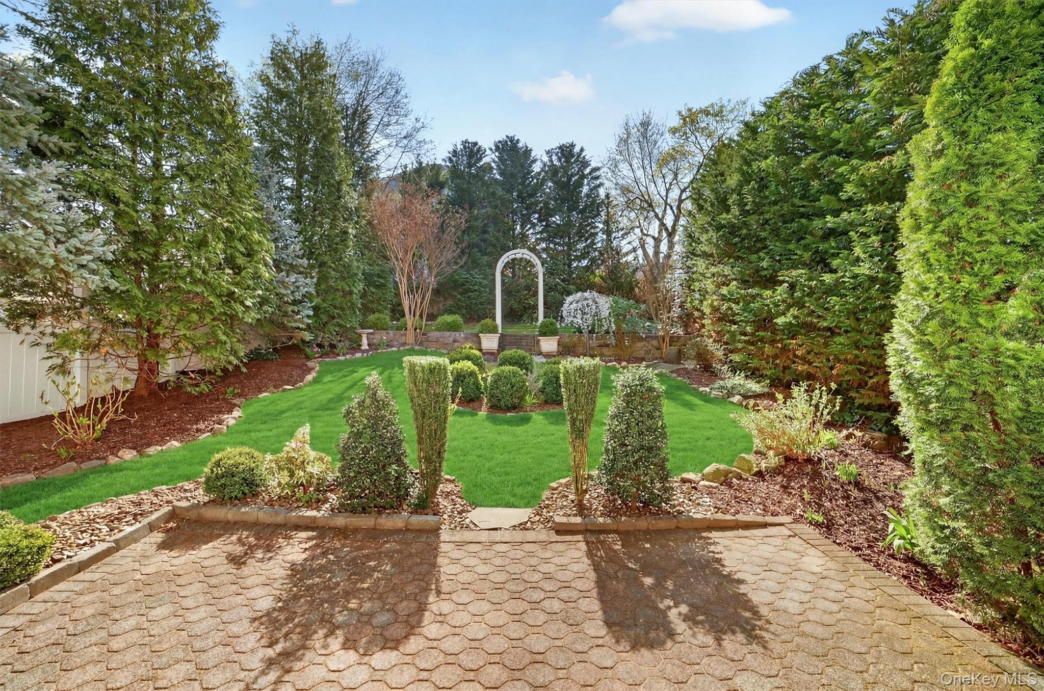 404 Bronxville Road Bronxville, NY 10708 - Photo 36 of 43 a view of a park with large trees