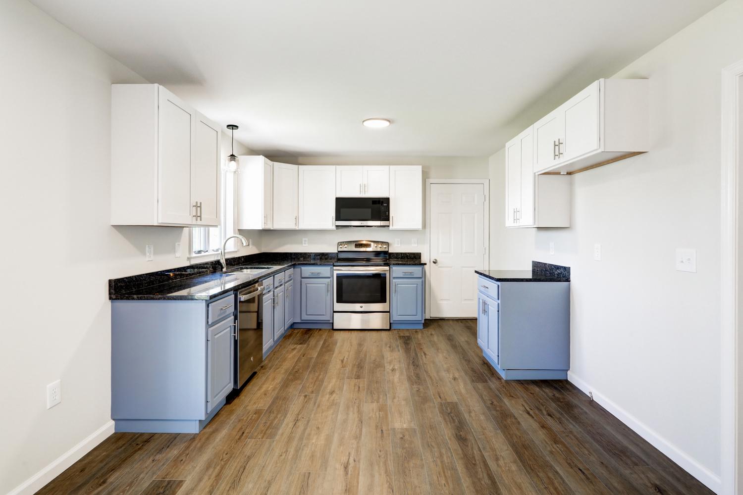 706 Rosemont Drive Lititz, PA 17543 - Photo 18 of 42 Modernized kitchen