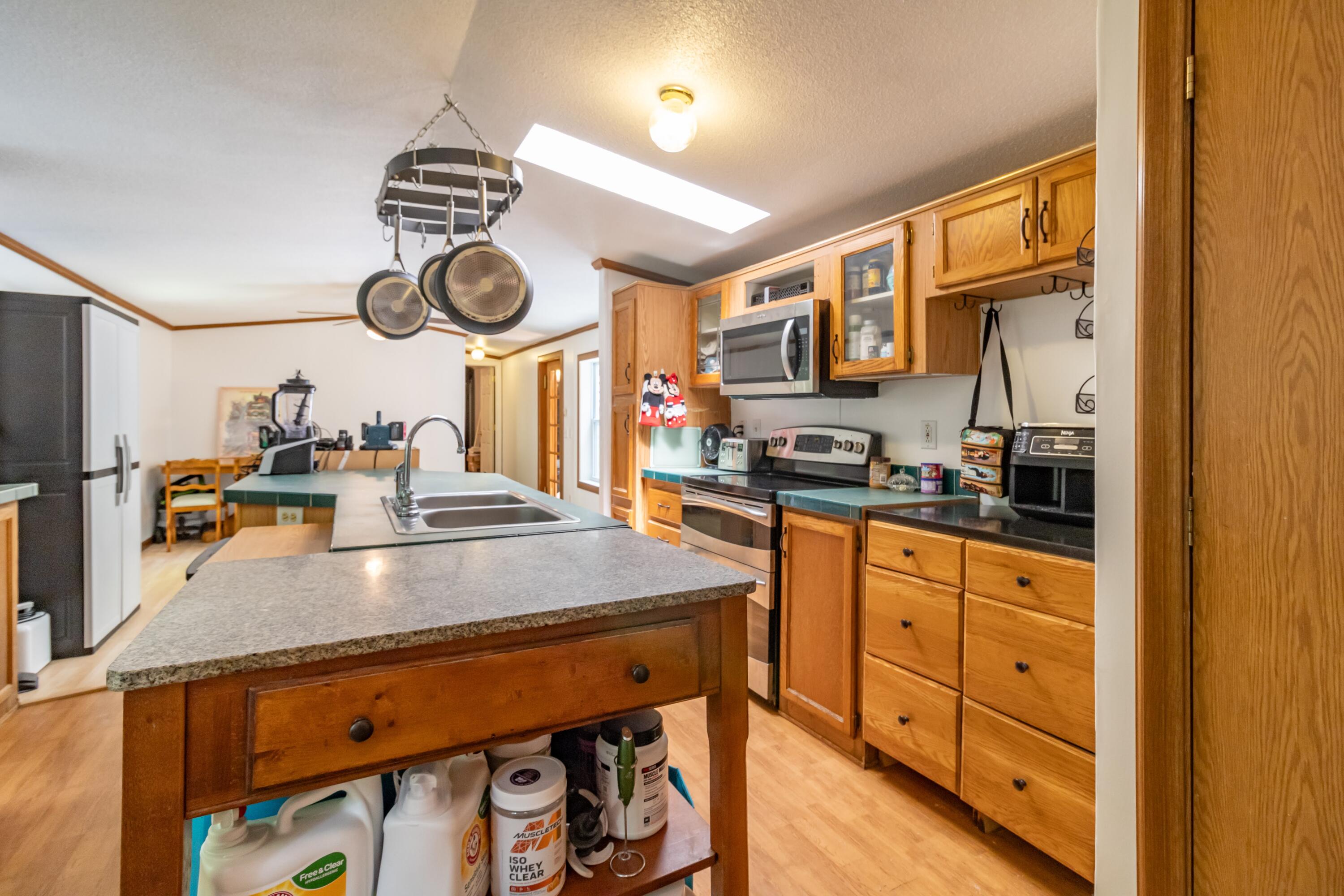1251 River Road Bucksport, ME 04416 - Photo 8 of 32 1251 River Road Interiors-9