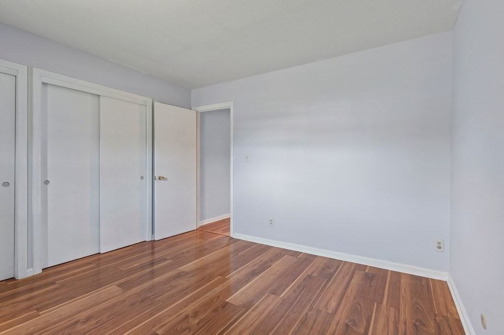 549 Russell Road, Unit 14D Westfield, MA 01085 - Photo 10 of 11 Gallery Image 10