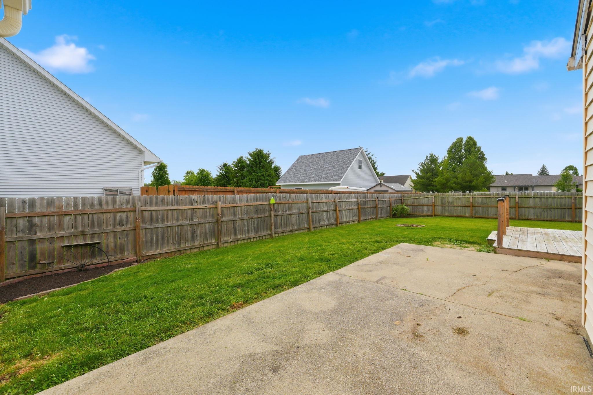 7814 Fibia Place Fort Wayne, IN 46818 - Photo 32 of 37