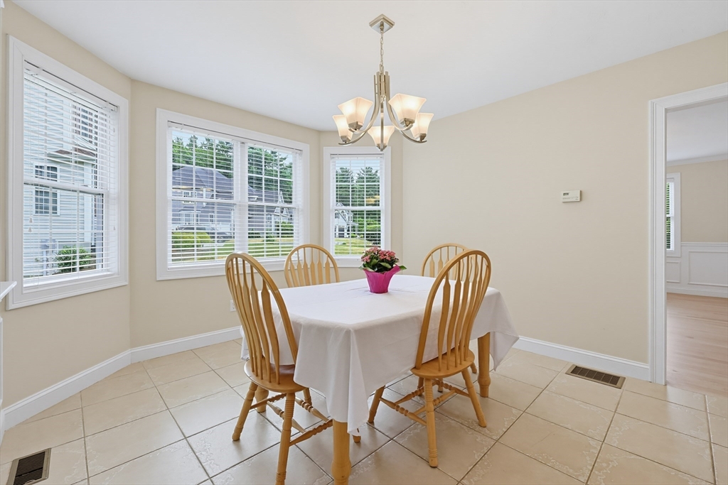 25 Sullivan Way Foxboro, MA 02035 - Photo 24 of 41