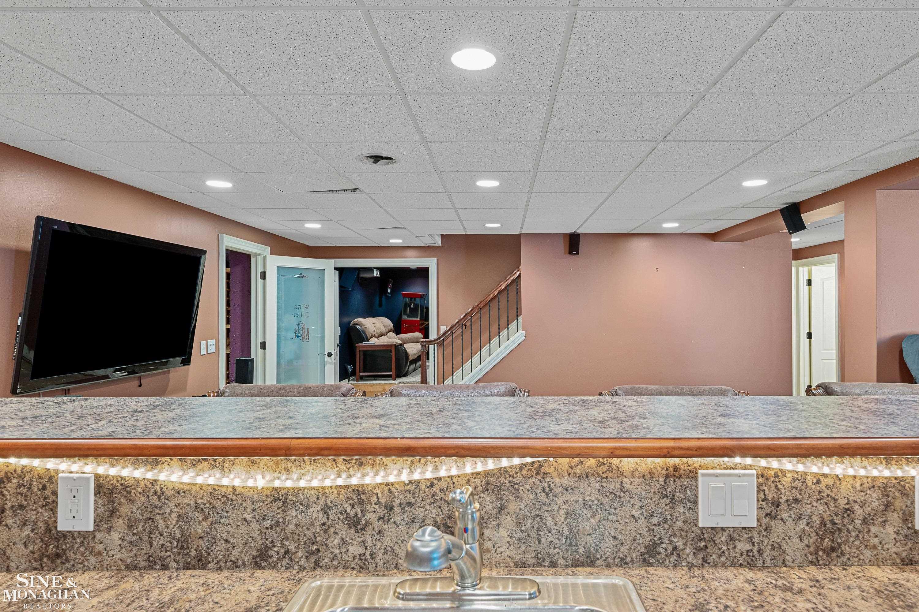 1036 Whittier Road Grosse Pointe Park, MI 48230 - Photo 32 of 48