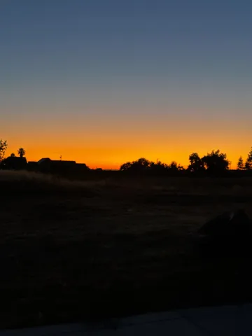 $599,900 | 21324 North Dutchess Lane, Acampo, CA 95220