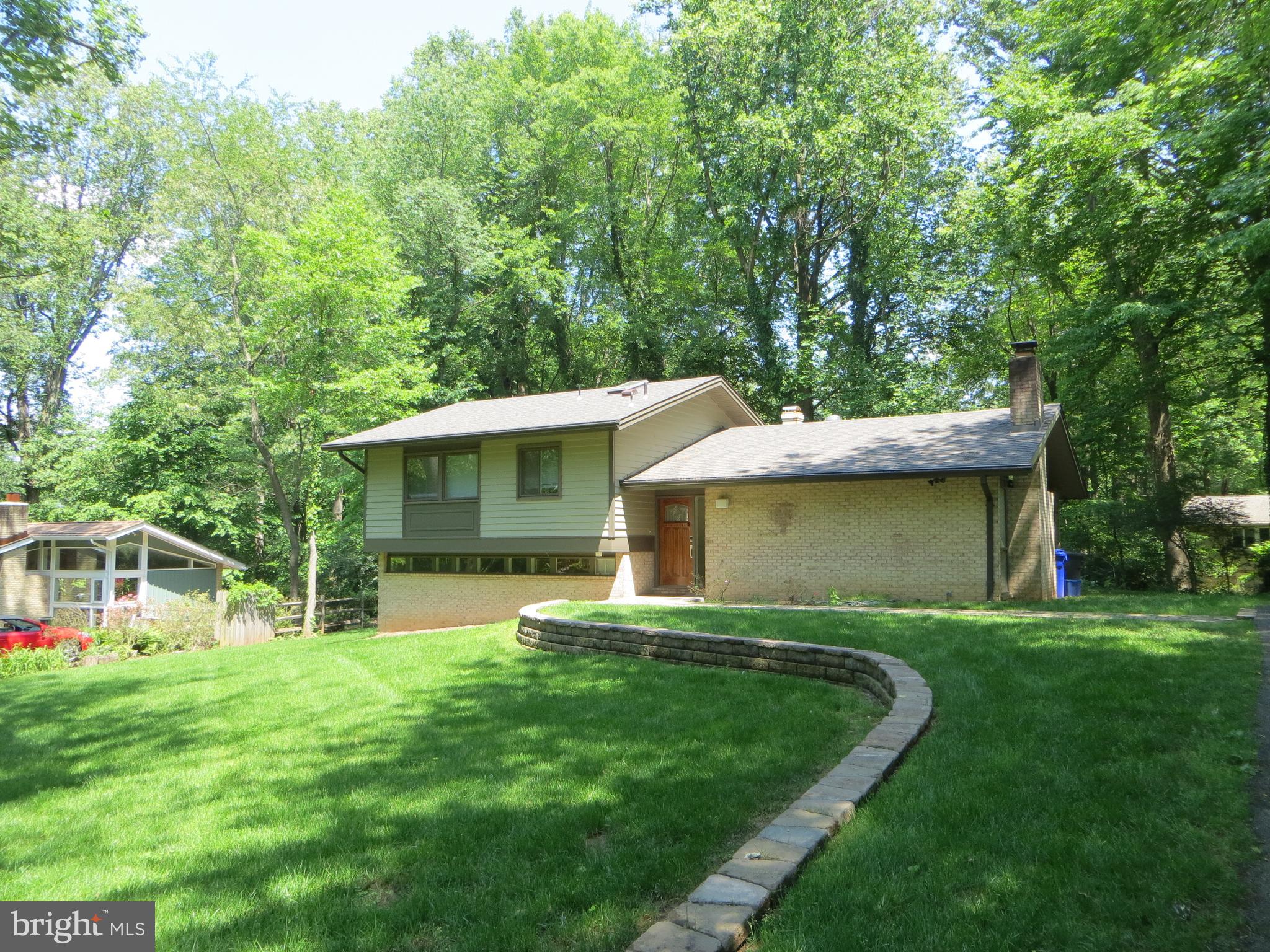 8105 Fenway Road Bethesda, MD 20817 - Photo 2 of 63