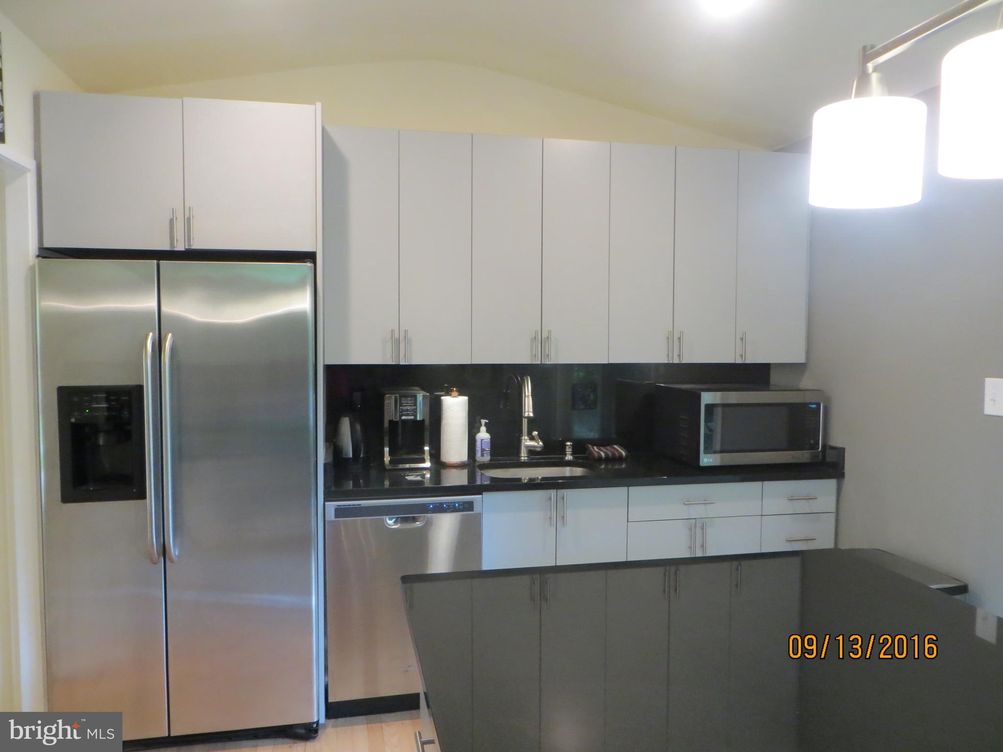 8105 Fenway Road Bethesda, MD 20817 - Photo 13 of 63