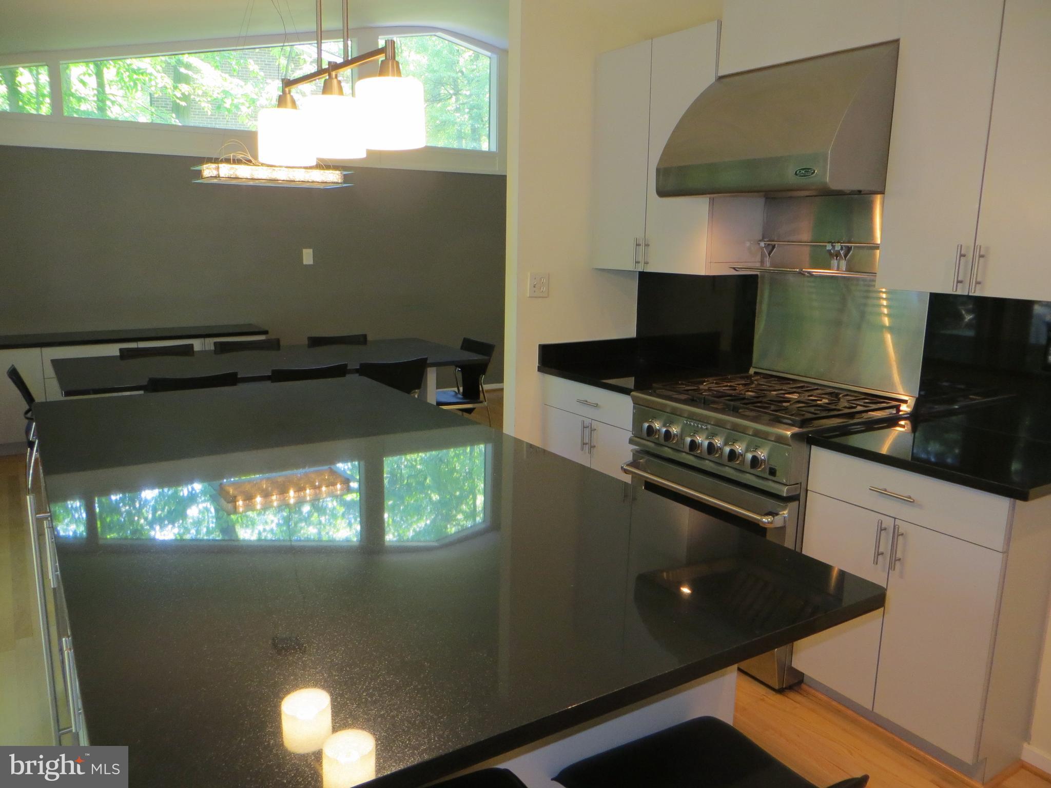 8105 Fenway Road Bethesda, MD 20817 - Photo 14 of 63