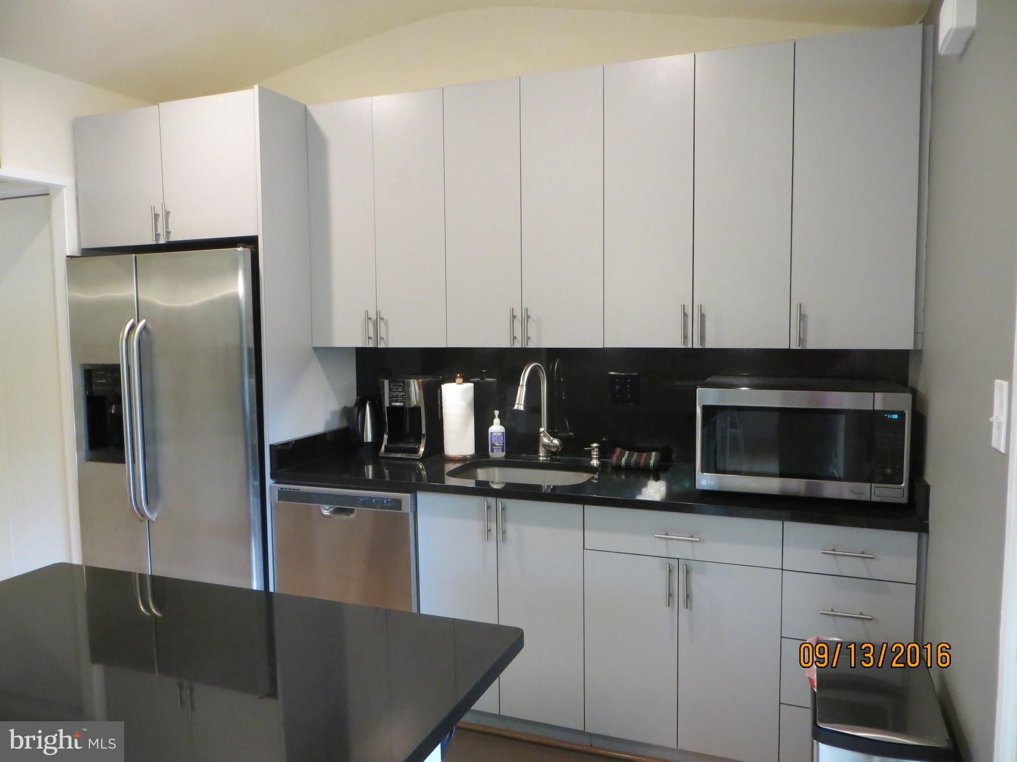 8105 Fenway Road Bethesda, MD 20817 - Photo 18 of 63