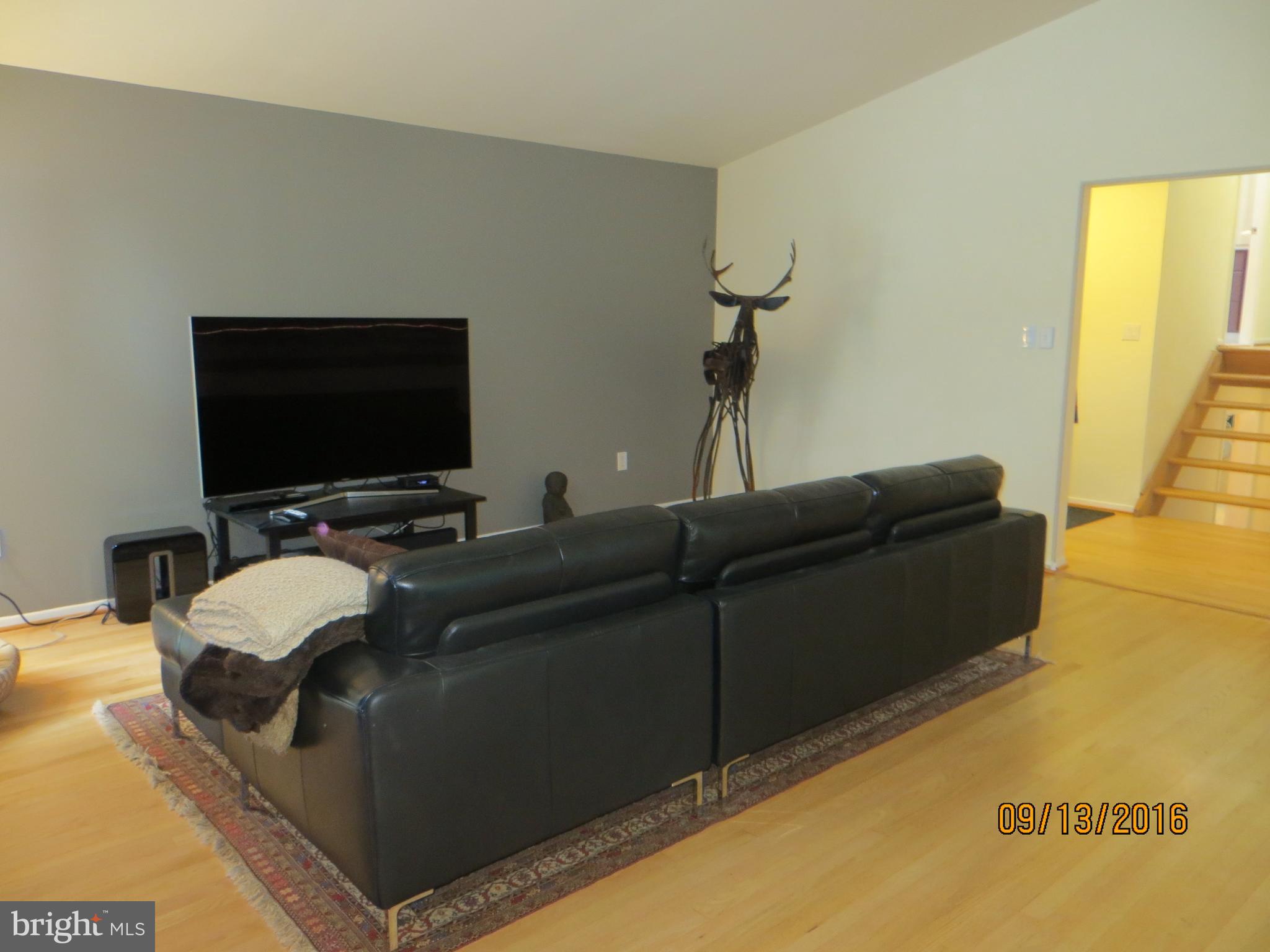 8105 Fenway Road Bethesda, MD 20817 - Photo 8 of 63